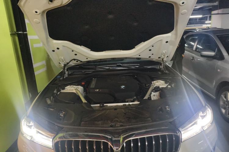 Used BMW 5 Series 2022 525Li Luxury Package Engine Bay
