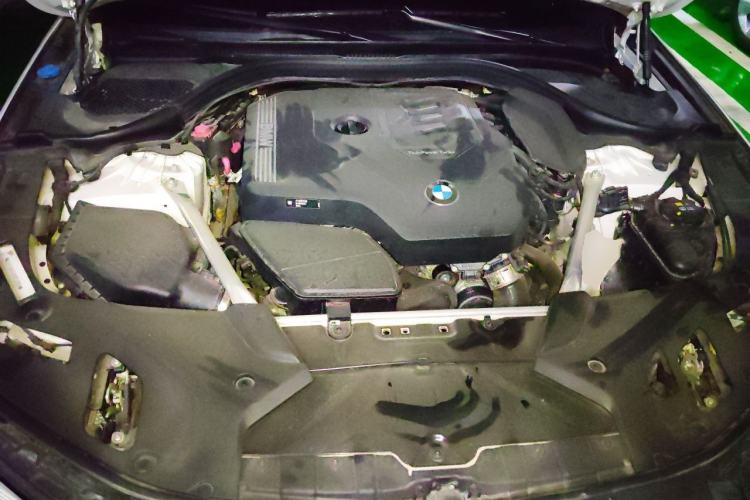 Used BMW 5 Series 2022 Second Facelift 525Li M Sport Package Engine Bay