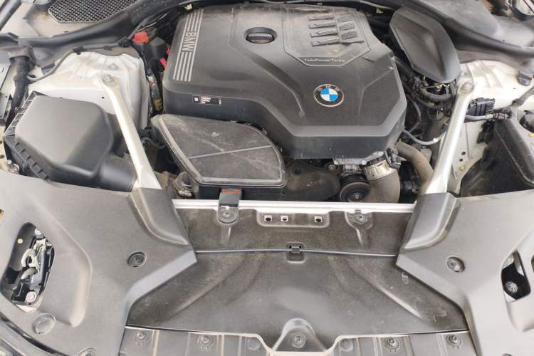 Used BMW 5 Series 2022 Restyled 525Li Luxury Package Engine Bay