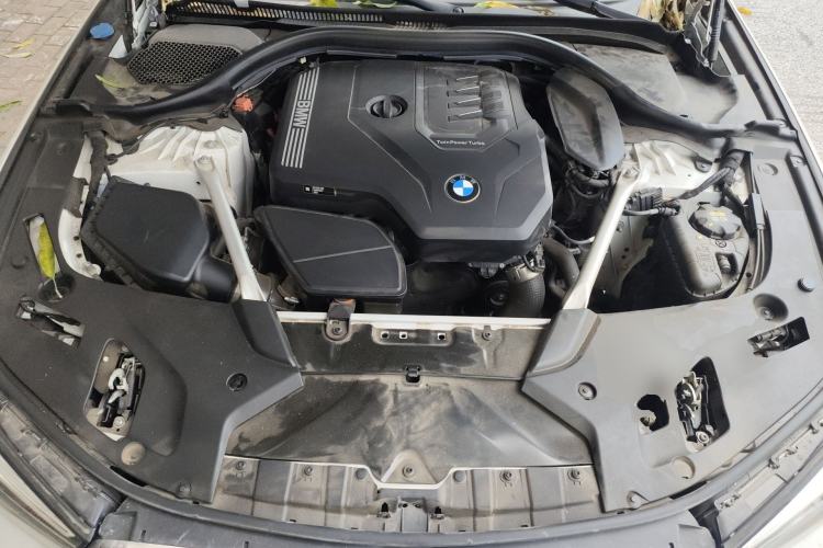 Used BMW 5 Series 2022 Restyled 525Li M Sport Package Engine Bay