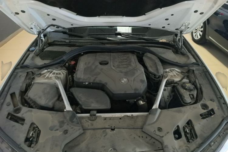 Used BMW 5 Series 2022 Second Facelift 525Li M Sport Package Engine Bay