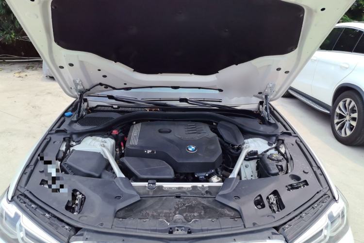 Used BMW 5 Series 2022 Restyled 525Li M Sport Package Engine Bay