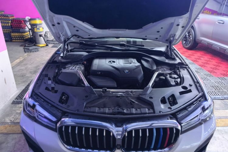 Used BMW 5 Series 2022 Second Facelift 530Li Leading Edition M Sport Package Engine Bay