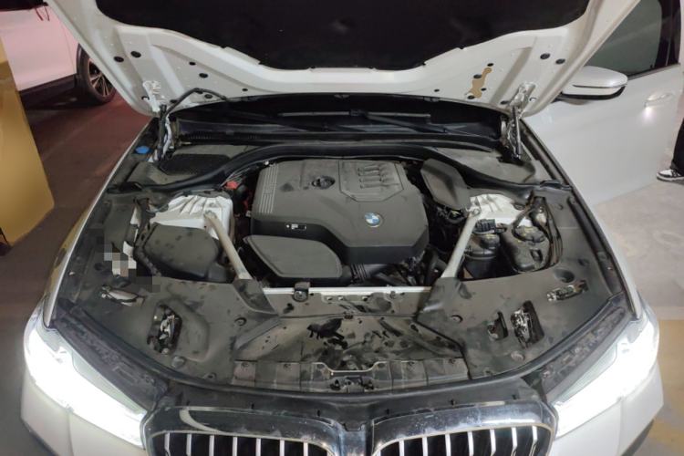 Used BMW 5 Series 2022 Restyled 530Li Leading Edition M Sport Package Engine Bay