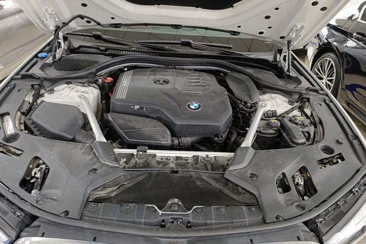 Used BMW 5 Series 2022 Updated 530Li Leading Edition Luxury Package Engine Bay