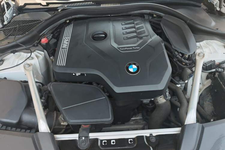 Used BMW 5 Series 2022 Restyled 525Li Luxury Package Engine Bay