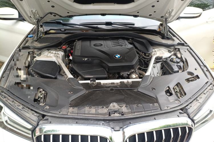 Used BMW 5 Series 2022 Second Facelift 525Li M Sport Package Engine Bay