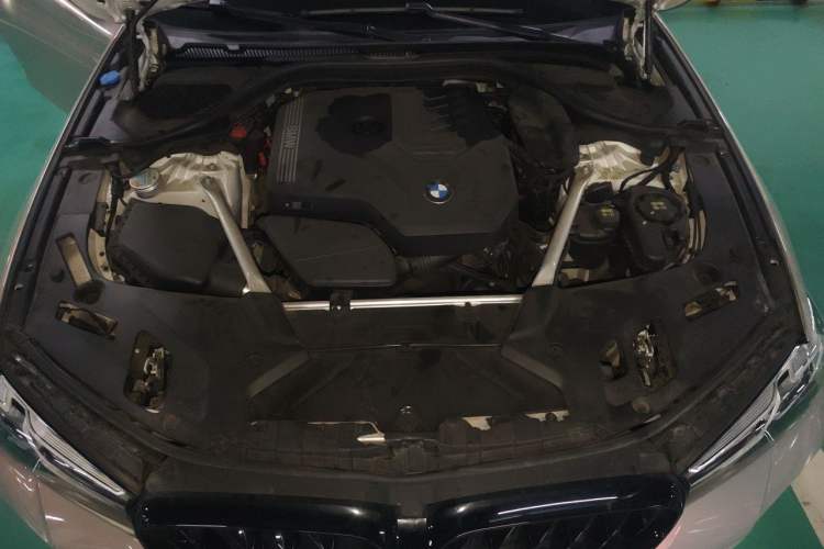 Used BMW 5 Series 2022 530i M Sport Package Engine Bay