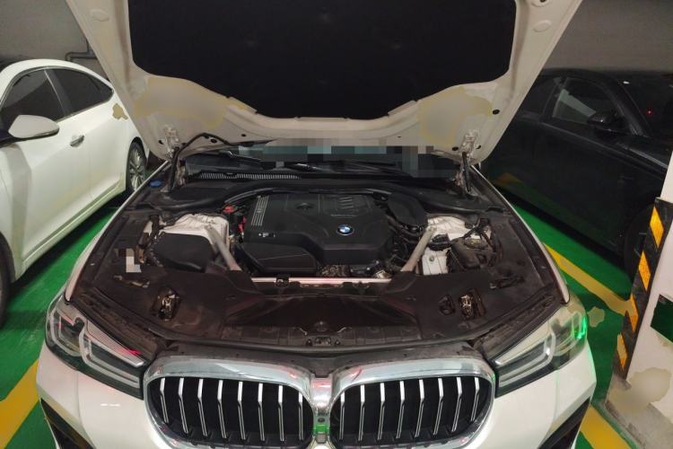 Used BMW 5 Series 2022 525Li M Sport Package Engine Bay