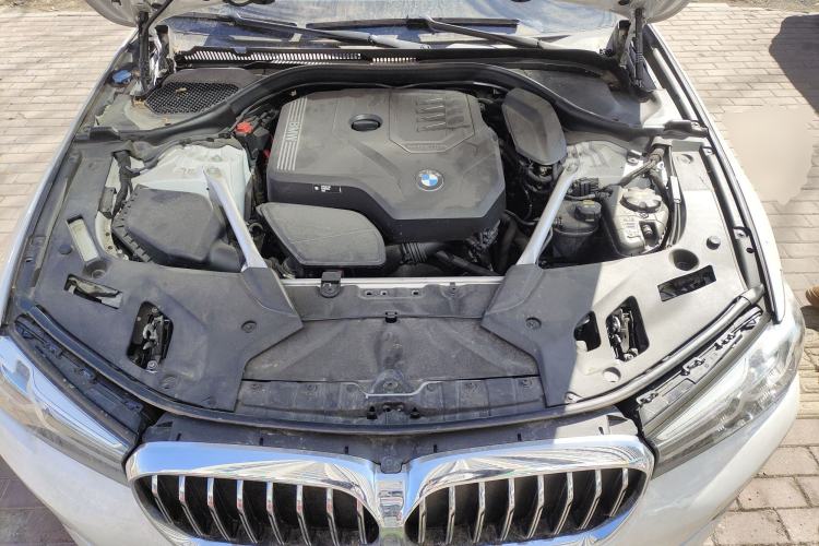 Used BMW 5 Series 2022 Second Facelift 530Li xDrive Luxury Package Engine Bay