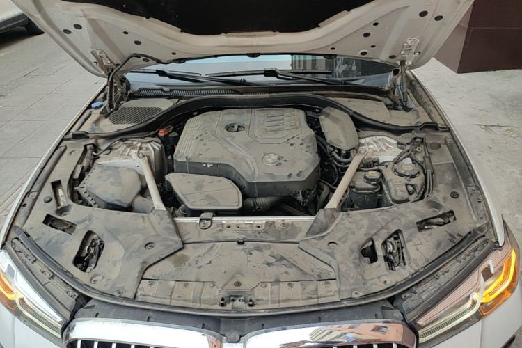 Used BMW 5 Series 2022 Second Facelift 530Li Leading Edition M Sport Package Engine Bay