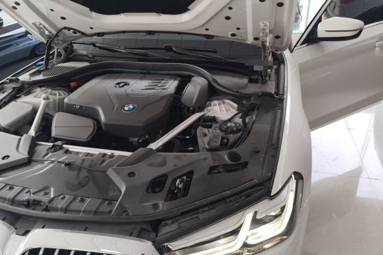 Used BMW 5 Series 2022 Restyled 525Li Luxury Package Engine Bay Left