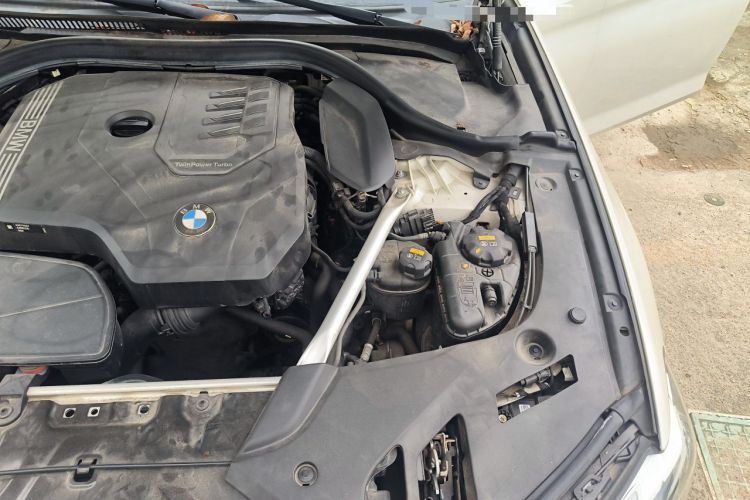 Used BMW 5 Series 2022 Restyled 530Li Leading Edition M Sport Package Engine Bay Left
