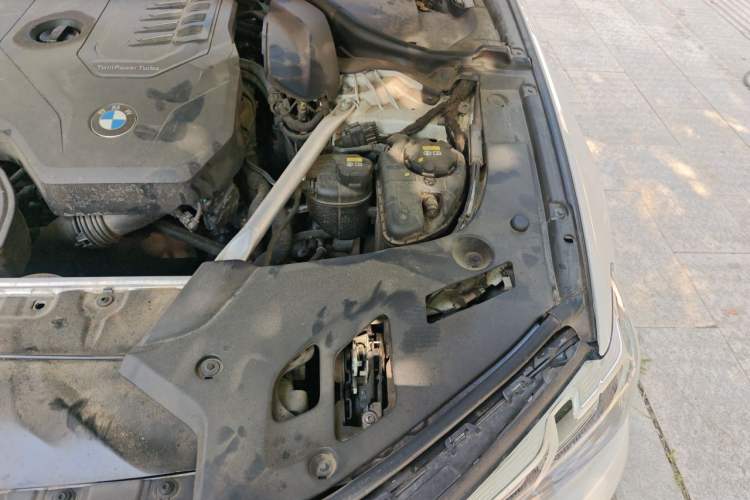 Used BMW 5 Series 2022 Updated 530Li Leading Edition Luxury Package Engine Bay Left