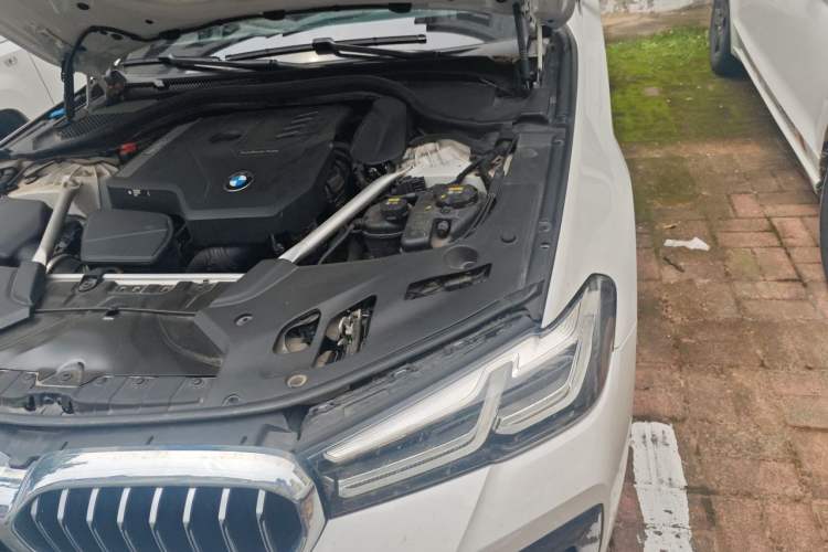 Used BMW 5 Series 2022 530Li Leading Model M Sport Package Engine Bay Left