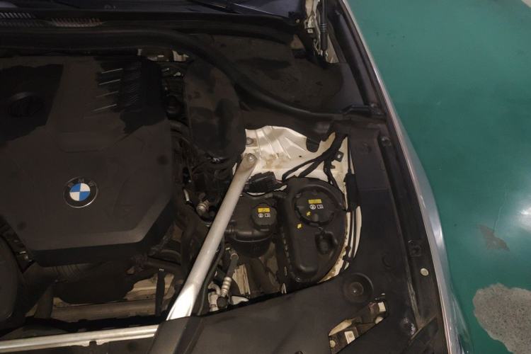 Used BMW 5 Series 2022 530i M Sport Package Engine Bay Left