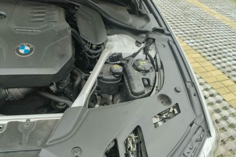Used BMW 5 Series 2022 Restyled 530Li Leading Edition M Sport Package Engine Bay Left