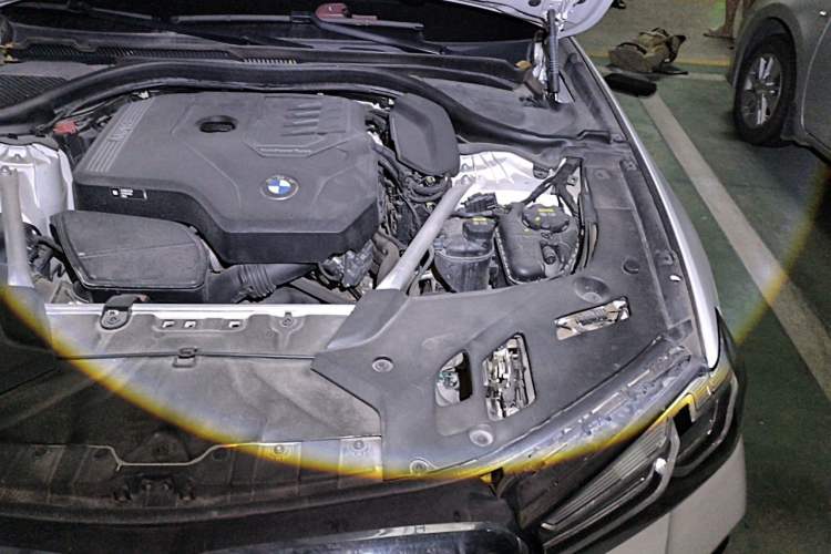 Used BMW 5 Series 2022 Restyled 530Li Leading Edition M Sport Package Engine Bay Left