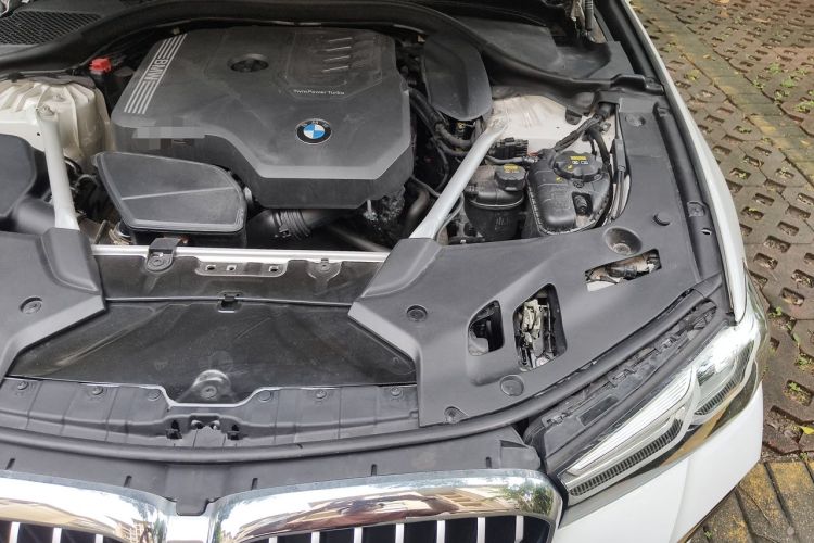 Used BMW 5 Series 2022 Revised Version 3 530Li Luxury Edition M Sport Package Engine Bay Left
