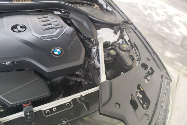 Used BMW 5 Series 2022 Updated 530Li xDrive Luxury Package Engine Bay Left