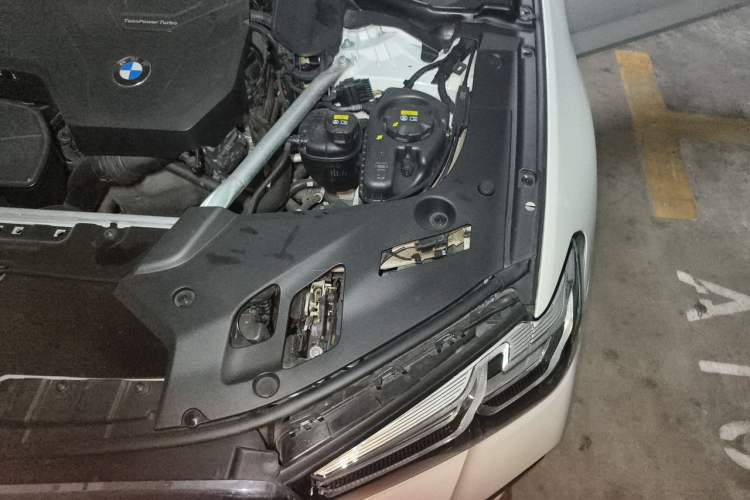 Used BMW 5 Series 2022 530Li Leading Model M Sport Package Engine Bay Left