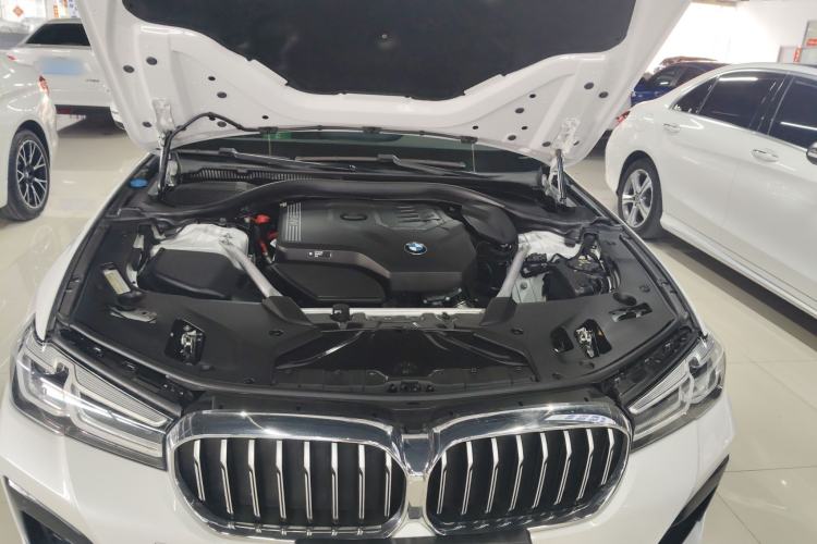 Used BMW 5 Series 2022 Restyled 525Li M Sport Package Engine Bay