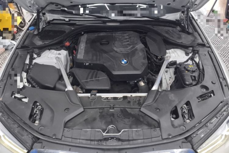 Used BMW 5 Series 2022 Restyled 525Li Luxury Package Engine Bay