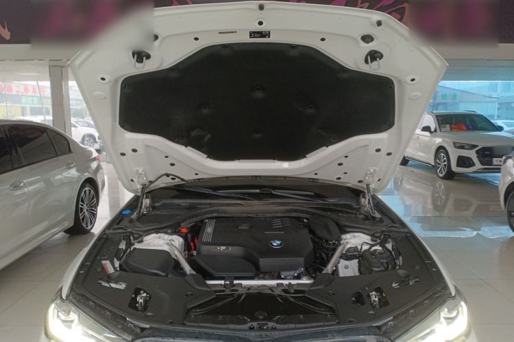 Used BMW 5 Series 2022 Restyled 525Li Luxury Package Engine Bay