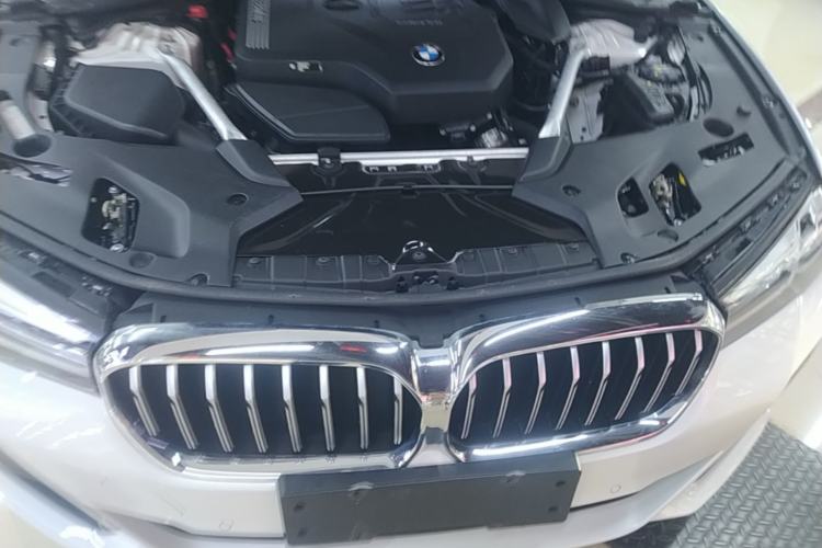 Used BMW 5 Series 2022 Restyled 525Li M Sport Package Engine Bay