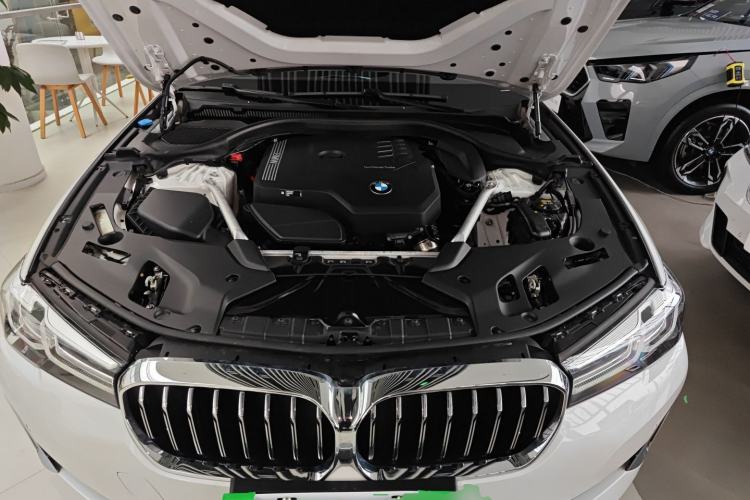 Used BMW 5 Series 2022 Restyled 525Li Luxury Package Engine Bay