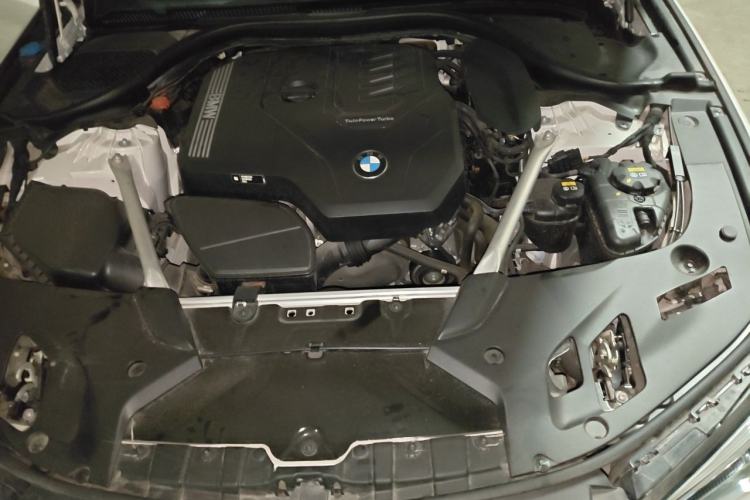 Used BMW 5 Series 2022 Restyled 530Li Leading Edition M Sport Package Engine Bay