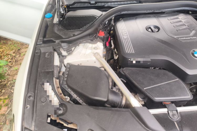 Used BMW 5 Series 2022 525i M Sport Package Engine Bay Right
