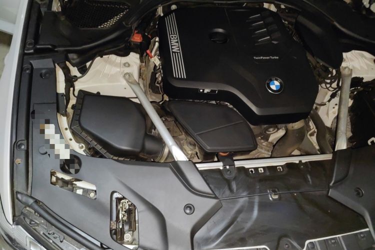 Used BMW 5 Series 2022 Restyled 525Li M Sport Package Engine Bay Right