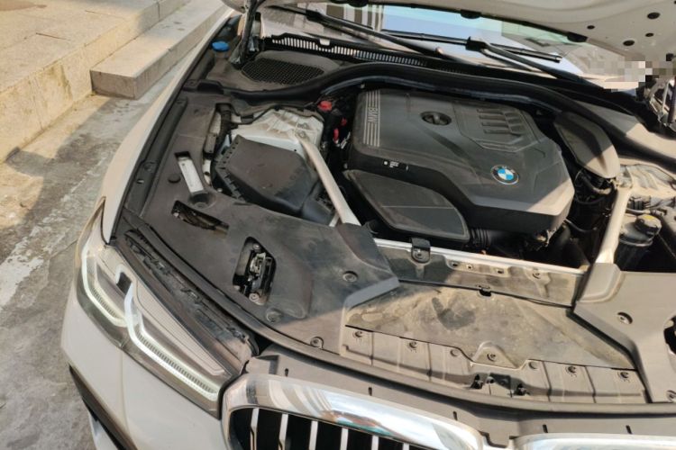 Used BMW 5 Series 2022 Second Facelift 530Li Leading Edition M Sport Package Engine Bay Right