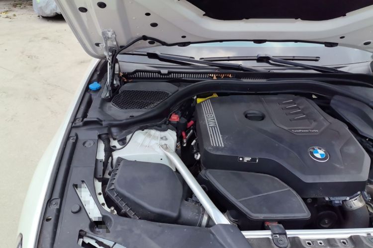 Used BMW 5 Series 2022 Restyled 525Li M Sport Package Engine Bay Right