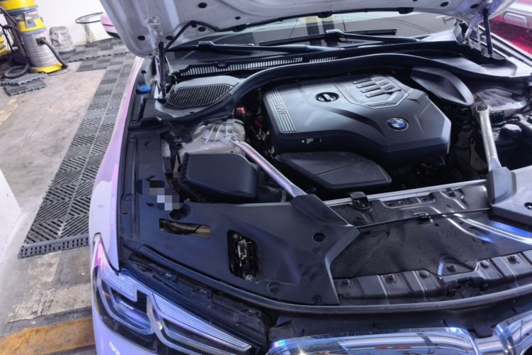 Used BMW 5 Series 2022 Second Facelift 530Li Leading Edition M Sport Package Engine Bay Right