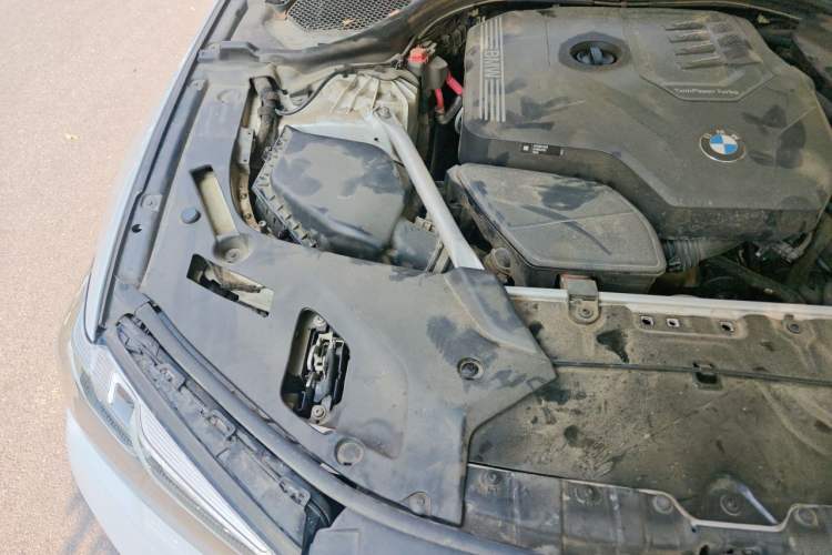 Used BMW 5 Series 2022 Updated 530Li Leading Edition Luxury Package Engine Bay Right