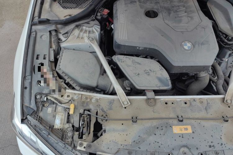 Used BMW 5 Series 2022 525Li M Sport Package Engine Bay Right