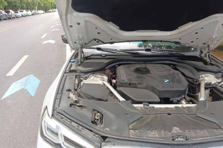 Used BMW 5 Series 2022 Restyled 525Li M Sport Package Engine Bay Right