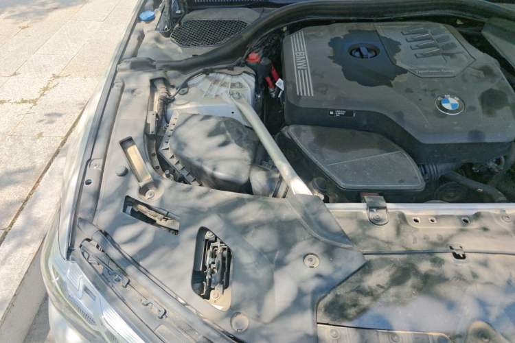 Used BMW 5 Series 2022 530Li Leading Luxury Package Engine Bay Right