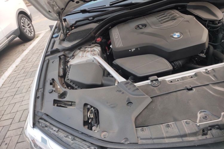 Used BMW 5 Series 2022 Second Facelift 530Li Luxury Version M Sport Package Engine Bay Right