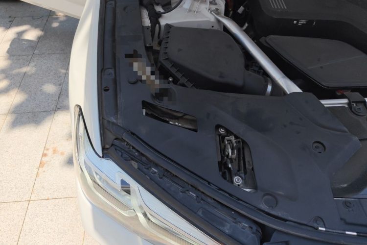 Used BMW 5 Series 2022 Restyled 525Li M Sport Package Engine Bay Right
