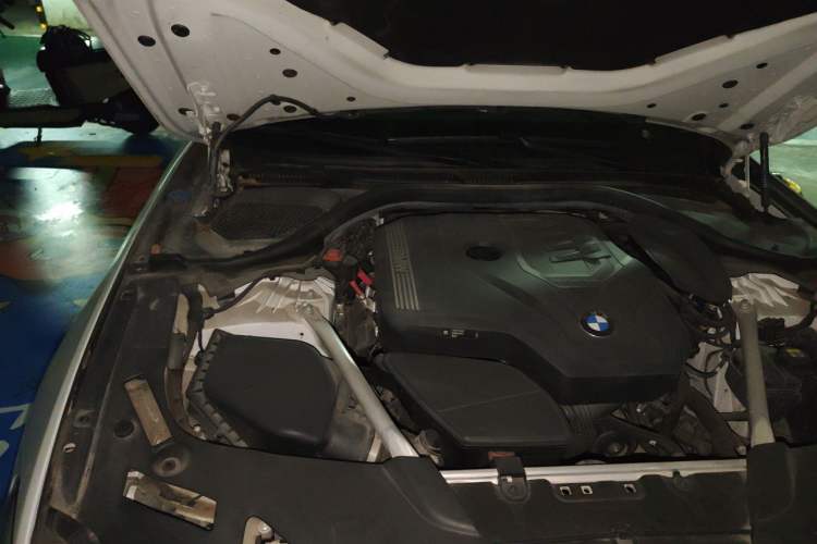 Used BMW 5 Series 2022 Restyled 530Li Leading Edition M Sport Package Engine Bay Right