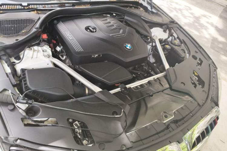Used BMW 5 Series 2022 Updated 530Li xDrive Luxury Package Engine Bay