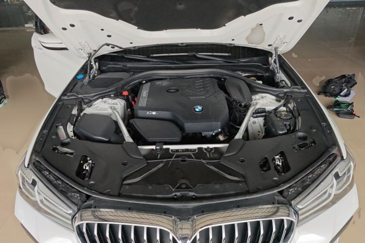 Used BMW 5 Series 2022 Restyled 525Li M Sport Package Engine Bay