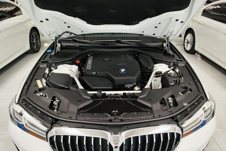 Used BMW 5 Series 2022 Restyled 525Li Luxury Package Engine Bay