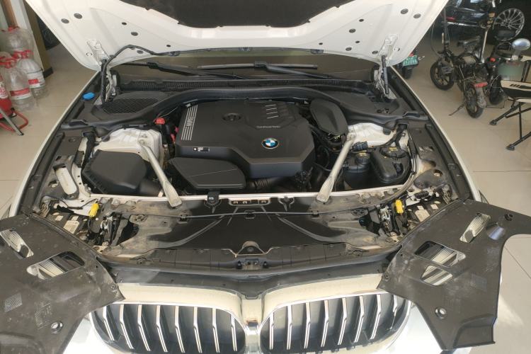 Used BMW 5 Series 2022 Second Facelift 530Li Leading Edition M Sport Package Engine Bay