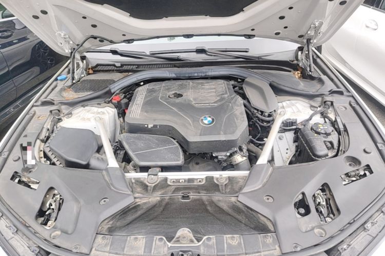 Used BMW 5 Series 2022 Second Facelift 525Li M Sport Package Engine Bay