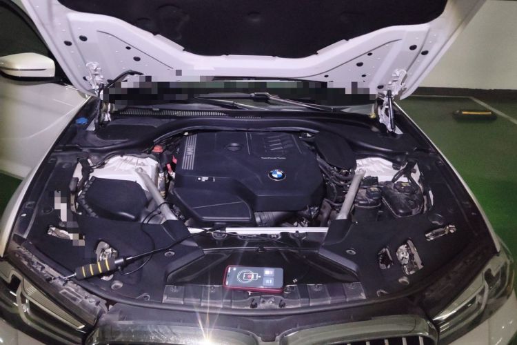 Used BMW 5 Series 2022 Second Facelift 530Li Luxury Version M Sport Package Engine Bay