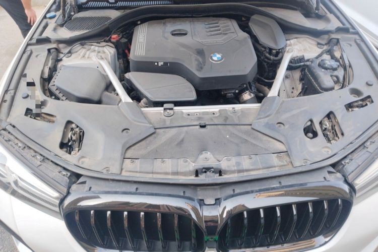 Used BMW 5 Series 2022 Second Facelift 525Li M Sport Package Engine Bay